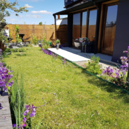 Jardin - Travaux d'entretien : confiez l'entretien de votre jardin à des professionnels pour des résultats impeccables Cenon